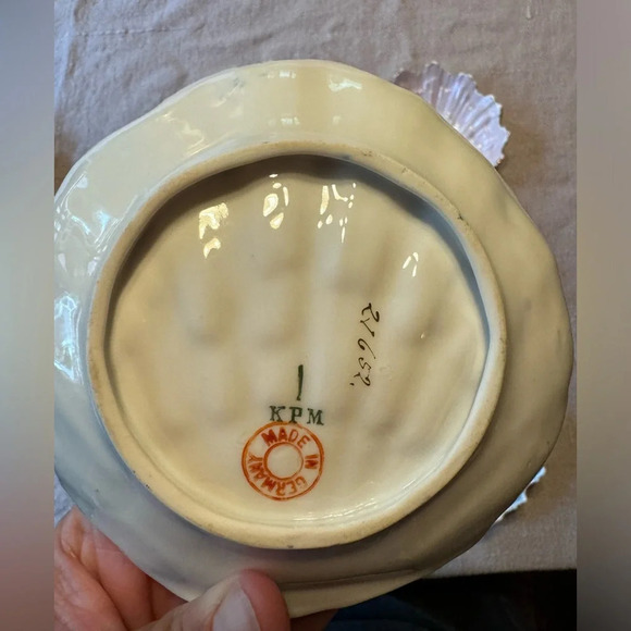 KPM Made in Germany scallop shell dishes set of 6 blue pink turquoise - Picture 6 of 6